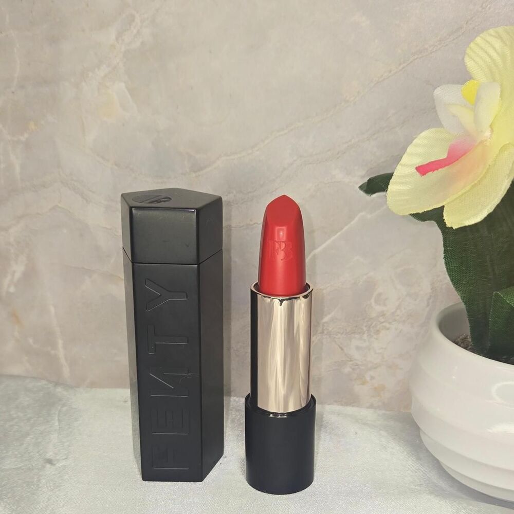 Fenty-beauty Red lipstick